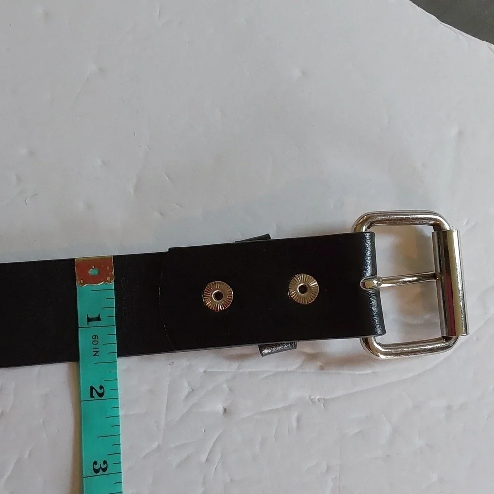 Modern mens size